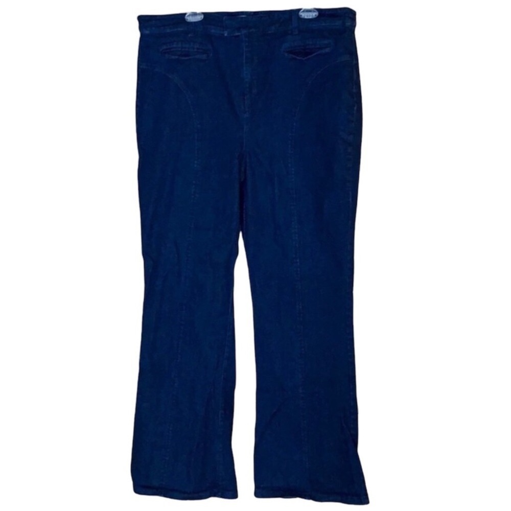 ModCloth dark wash wide leg jeans with contrast back pockets Size 2X